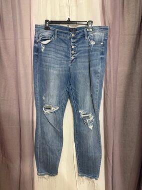 Judy Blue Distressed High-Rise Button-Fly Women’s Jeans - Light Blue size 13